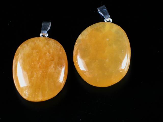 bølge vedtage Unravel Gems & Crystals jewelry :: Gems & crystals silver bail pendants :: Orange  Calcite fine round shape 925 silver pendant (1pc) - Pendant-World |  Moldavite and other Gemstone Jewelry