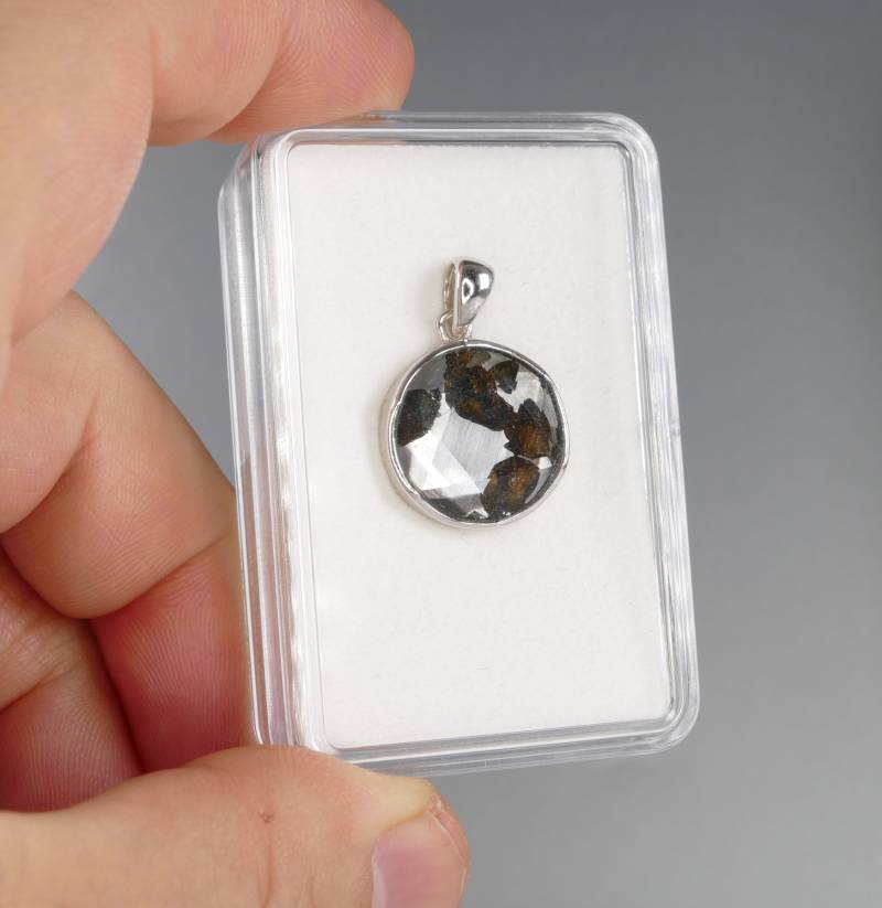 Starborn rare Pallasite Meteorite 15 mm silver pendant (Star of David ...