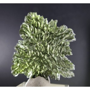 AA+ High grade quality Moldavite from Besednice 7.0 gram | PENDANT-WORLD.COM | Buy at $630