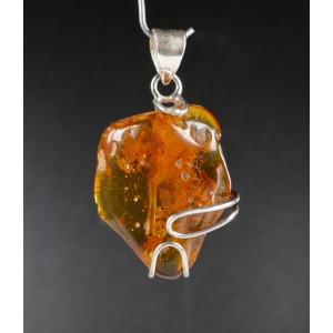 Genuine Baltic Amber Sterling Silver Pendant 3.3 gram,unique | PENDANT-WORLD.COM | Buy at $43