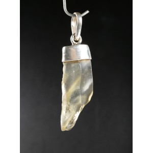 Raw Libyan Desert Glass Pendant 2.51 gram with Sterling Silver Cap,unique | PENDANT-WORLD.COM | Buy at $48.99