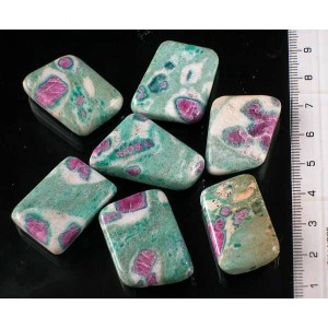 Ruby in Fuchsite AAA fine shape tumbled stone from India | PENDANT-WORLD.COM | Buy at $7.95